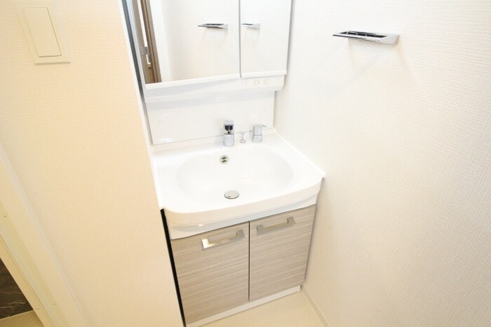 物件内観写真13　(洗面)