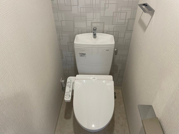 物件内観写真14　(トイレ)