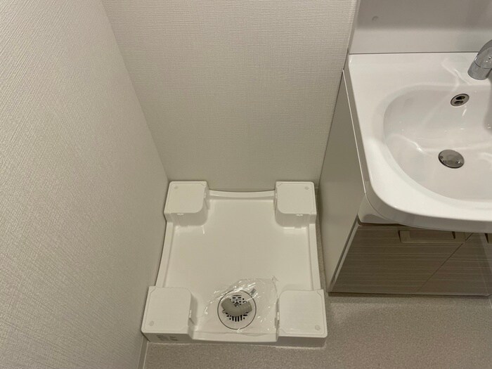 物件内観写真14　(洗濯機置場)