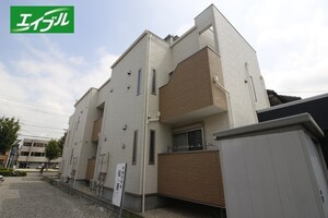 GRANDTIC Waltz外観写真