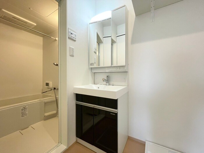 物件内観写真12　(洗面)