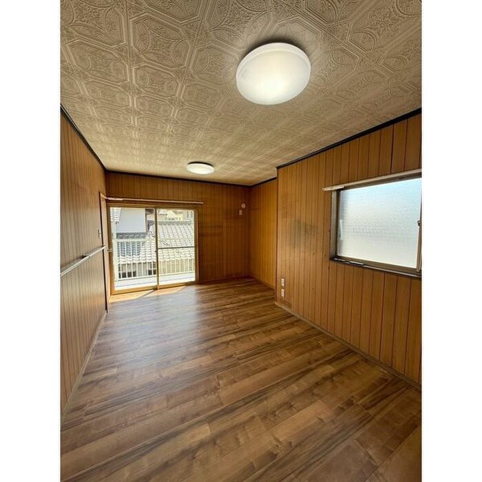 物件内観写真4　(居室)