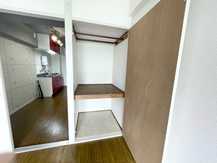 物件内観写真11　(収納)