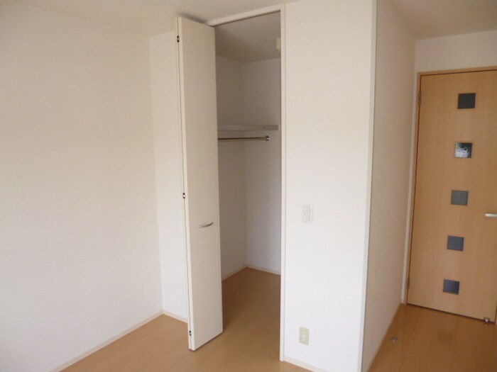 物件内観写真11　(収納)