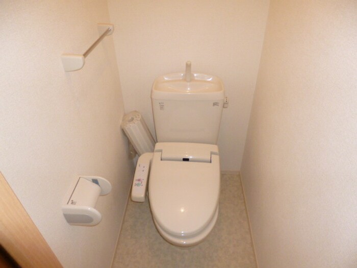 物件内観写真14　(トイレ)