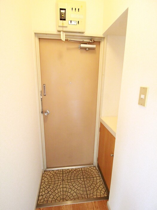 物件内観写真22　(玄関)