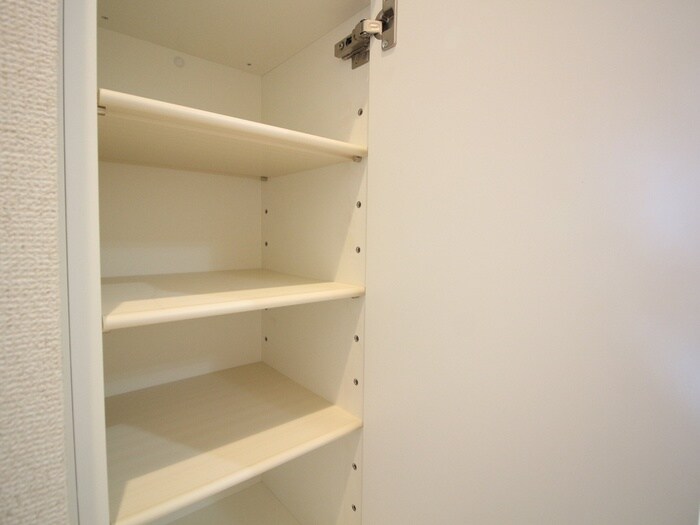 物件内観写真8　(靴箱)