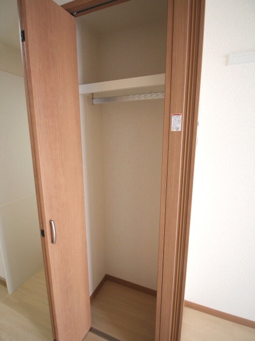 物件内観写真13　(収納)