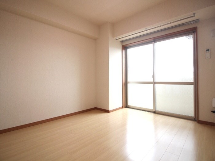 物件内観写真18　(居室)