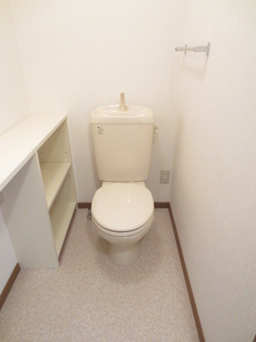 物件内観写真15　(トイレ)