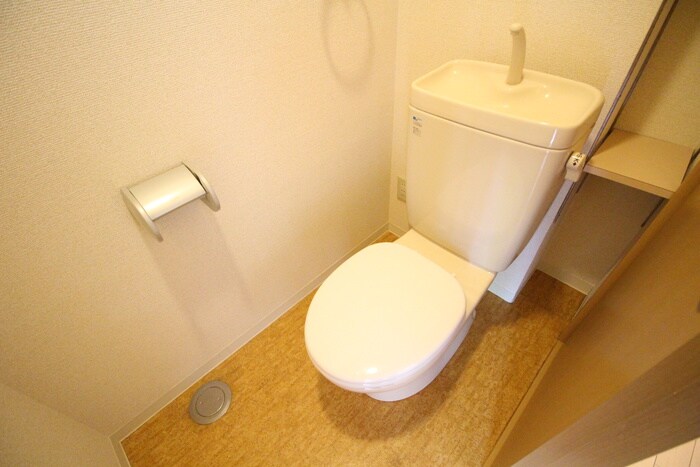 物件内観写真13　(トイレ)