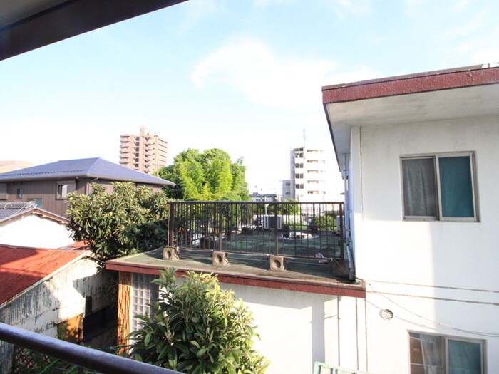 物件内観写真9　(室内からの展望)