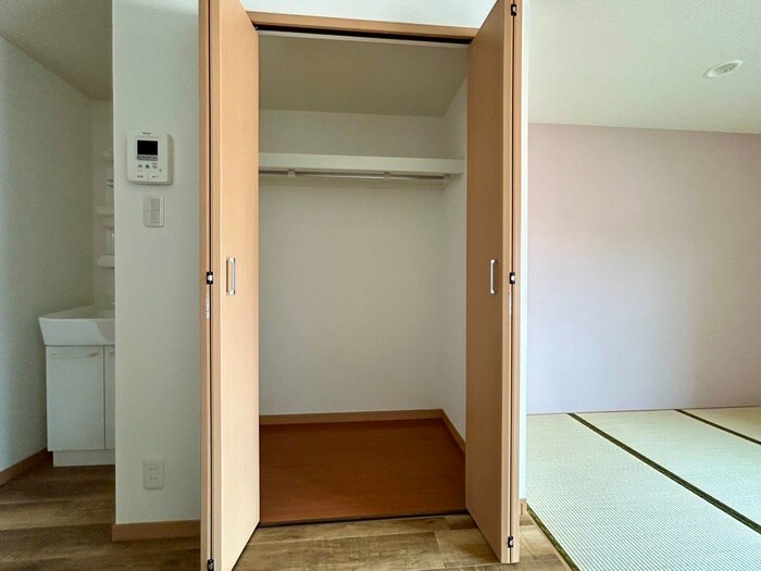 物件内観写真9　(収納)