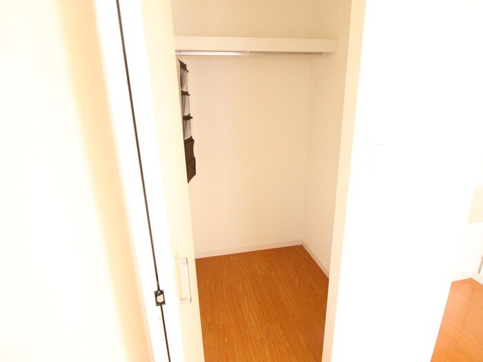 物件内観写真10　(収納)