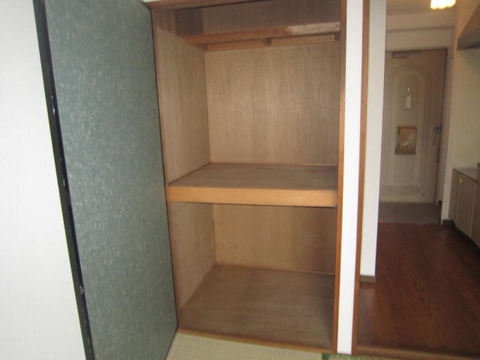 物件内観写真11　(収納)