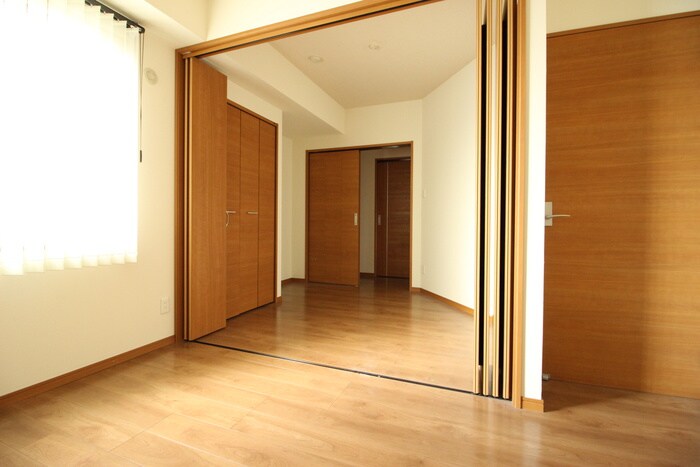 物件内観写真21　(居室)