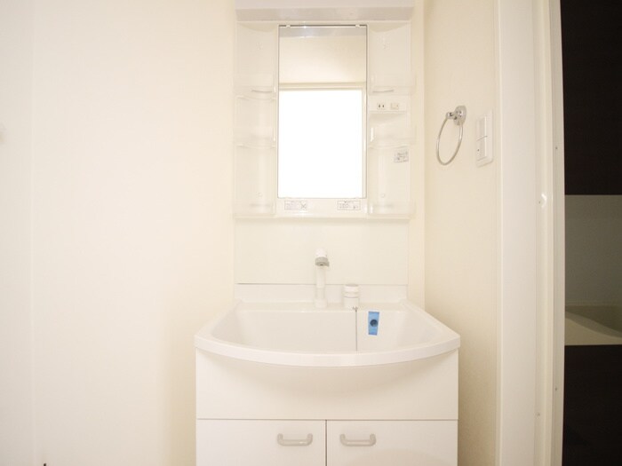 物件内観写真12　(洗面)