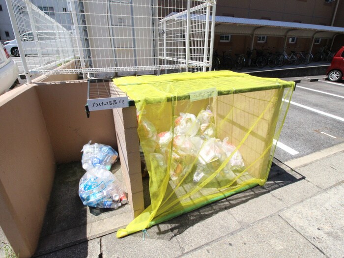 物件外観写真6　(建物設備)