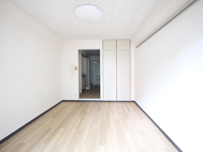 物件内観写真11　(居室)