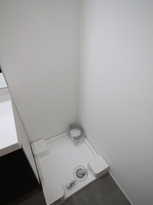 物件内観写真15　(洗濯機置場)