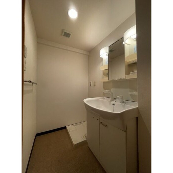 物件内観写真5　(洗面)