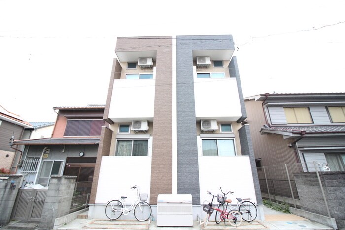 物件外観写真5　(外観写真)