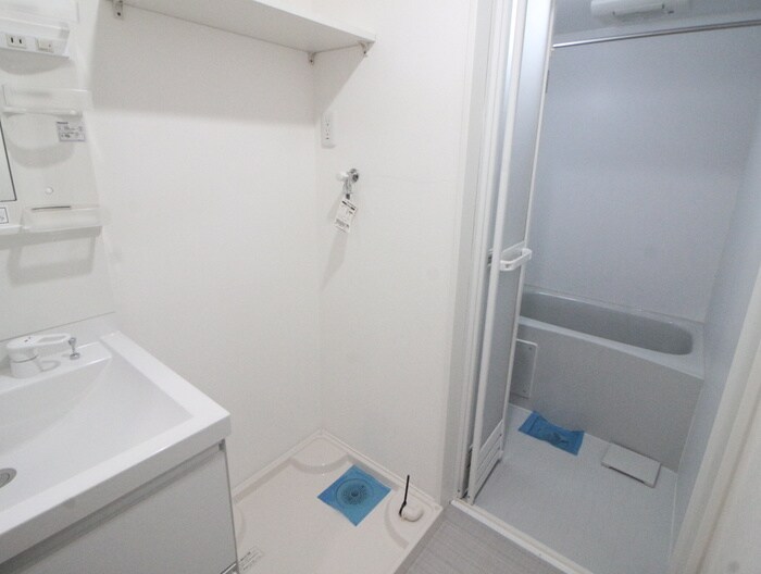 物件内観写真14　(洗濯機置場)