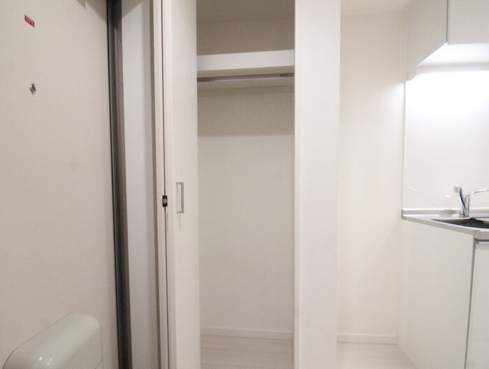 物件内観写真15　(収納)