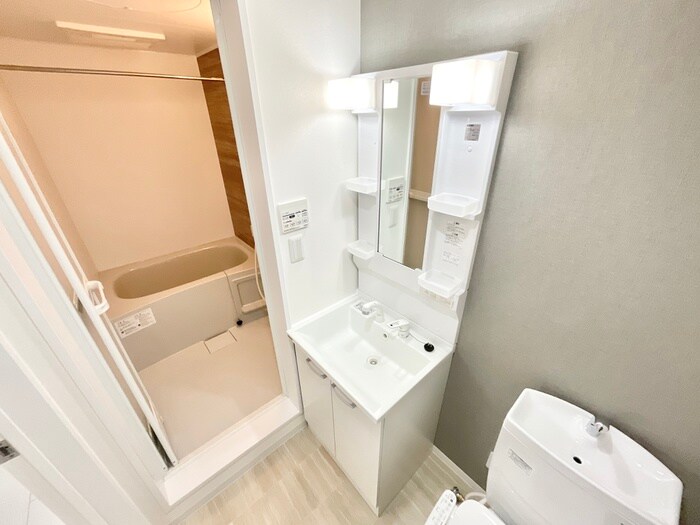 物件内観写真13　(洗面)