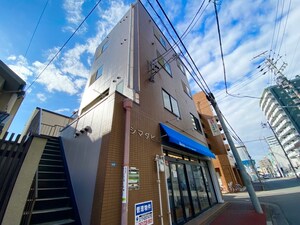 シマダビル外観写真