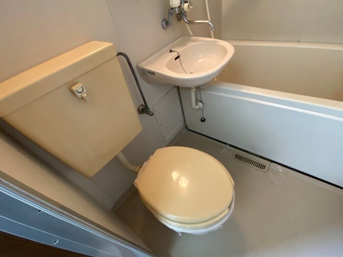 物件内観写真11　(トイレ)