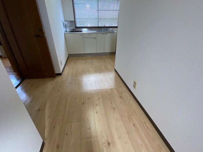 物件内観写真21　(廊下)