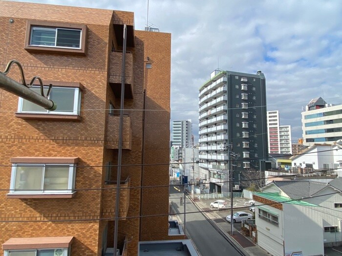 物件内観写真22　(室内からの展望)