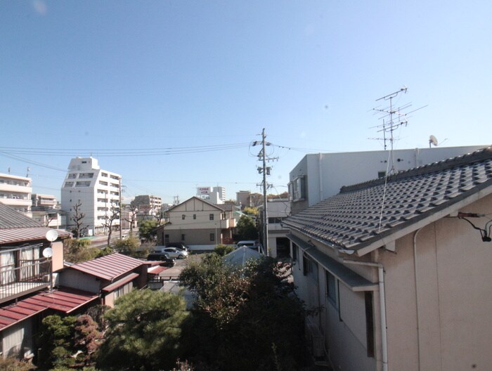 物件内観写真19　(室内からの展望)