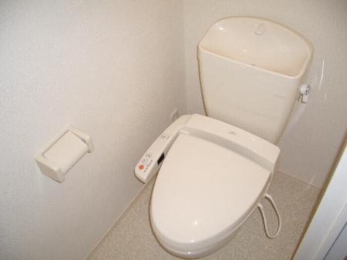 物件内観写真5　(トイレ)