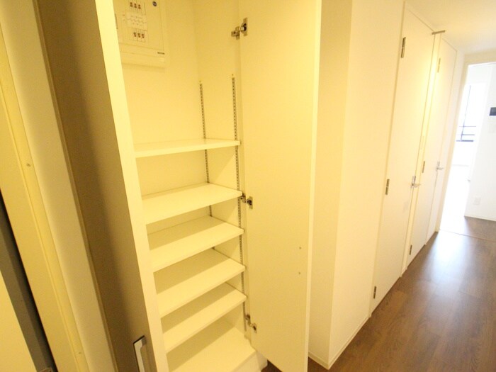 物件内観写真18　(靴箱)