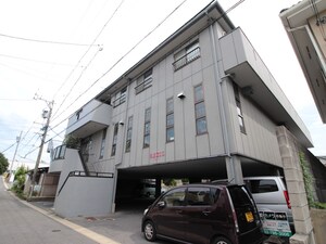 ＲＥＺＩＳ　ＯＢＡＴＡ外観写真