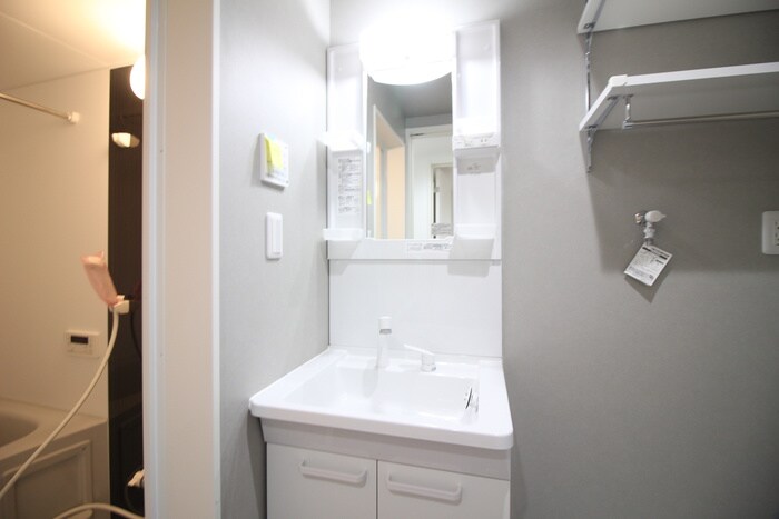 物件内観写真11　(洗面)