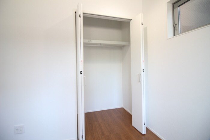 物件内観写真18　(収納)