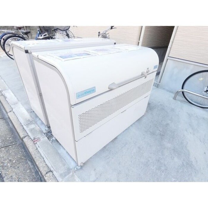 物件外観写真4　(建物設備)