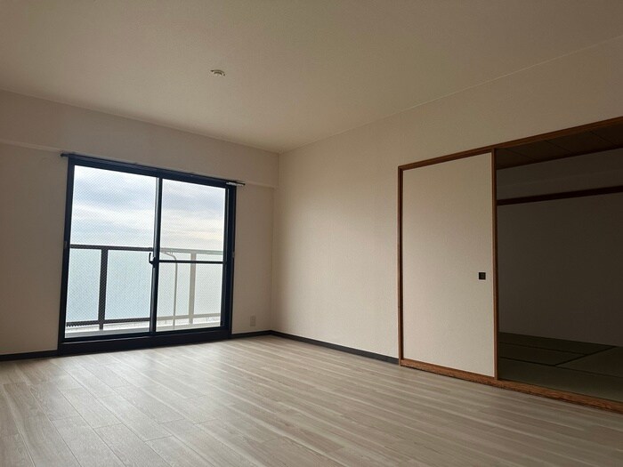 物件内観写真10　(居室)