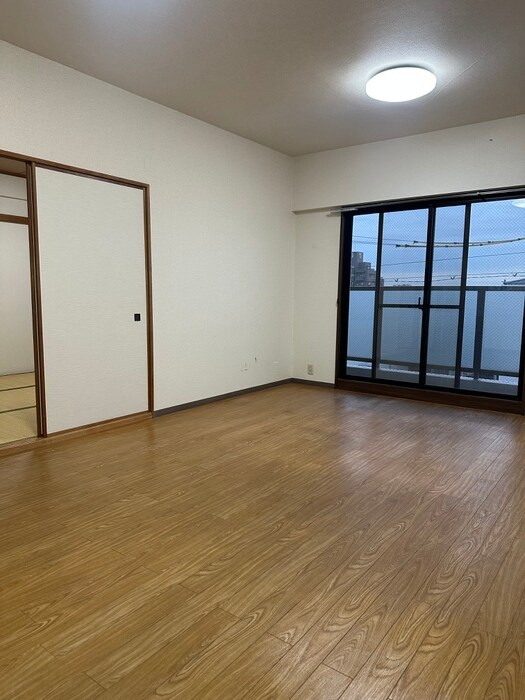 物件内観写真11　(居室)