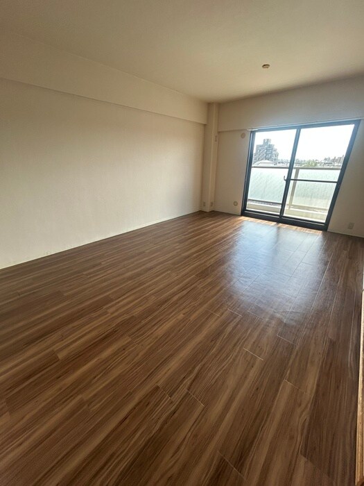 物件内観写真11　(居室)