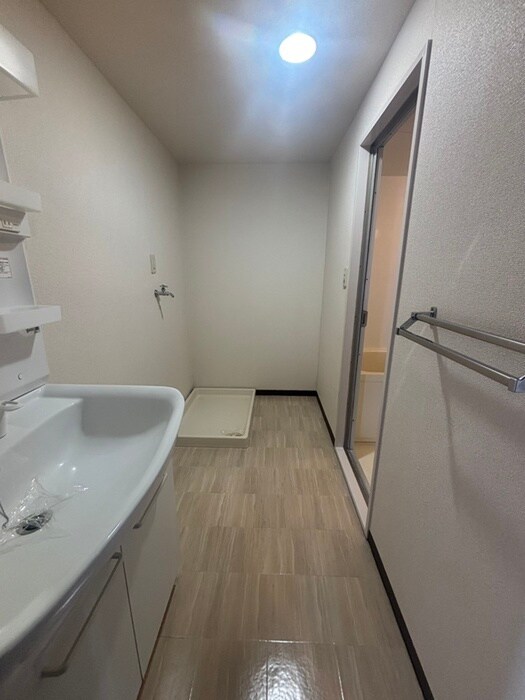 物件内観写真11　(洗面)