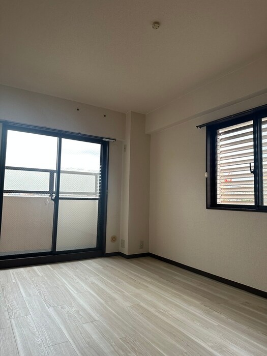 物件内観写真12　(居室)