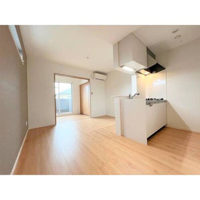 物件内観写真4　(居室)