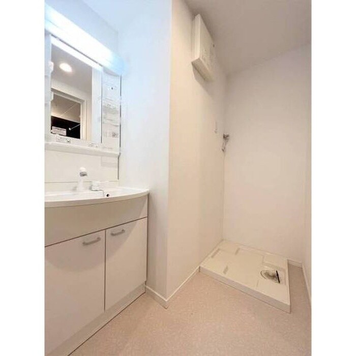 物件内観写真9　(洗面)