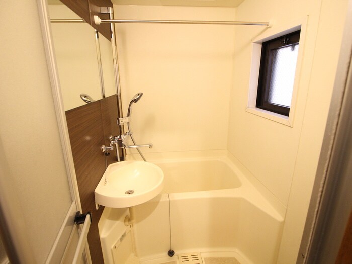 物件内観写真12　(バス／シャワールーム等)