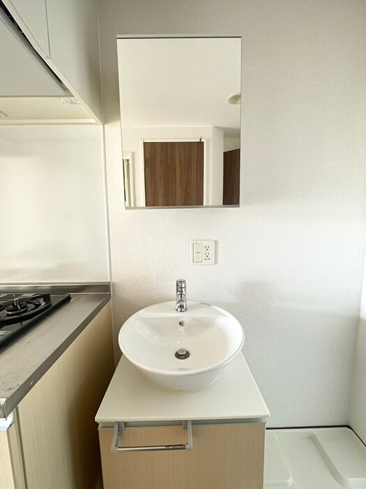 物件内観写真7　(洗面)