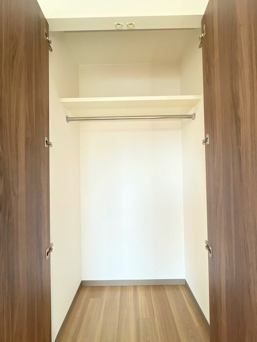 物件内観写真10　(収納)